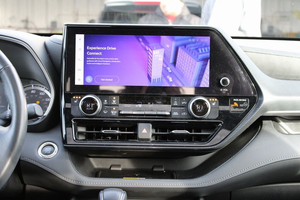 2023 Toyota Highlander XSE Klamath Falls OR