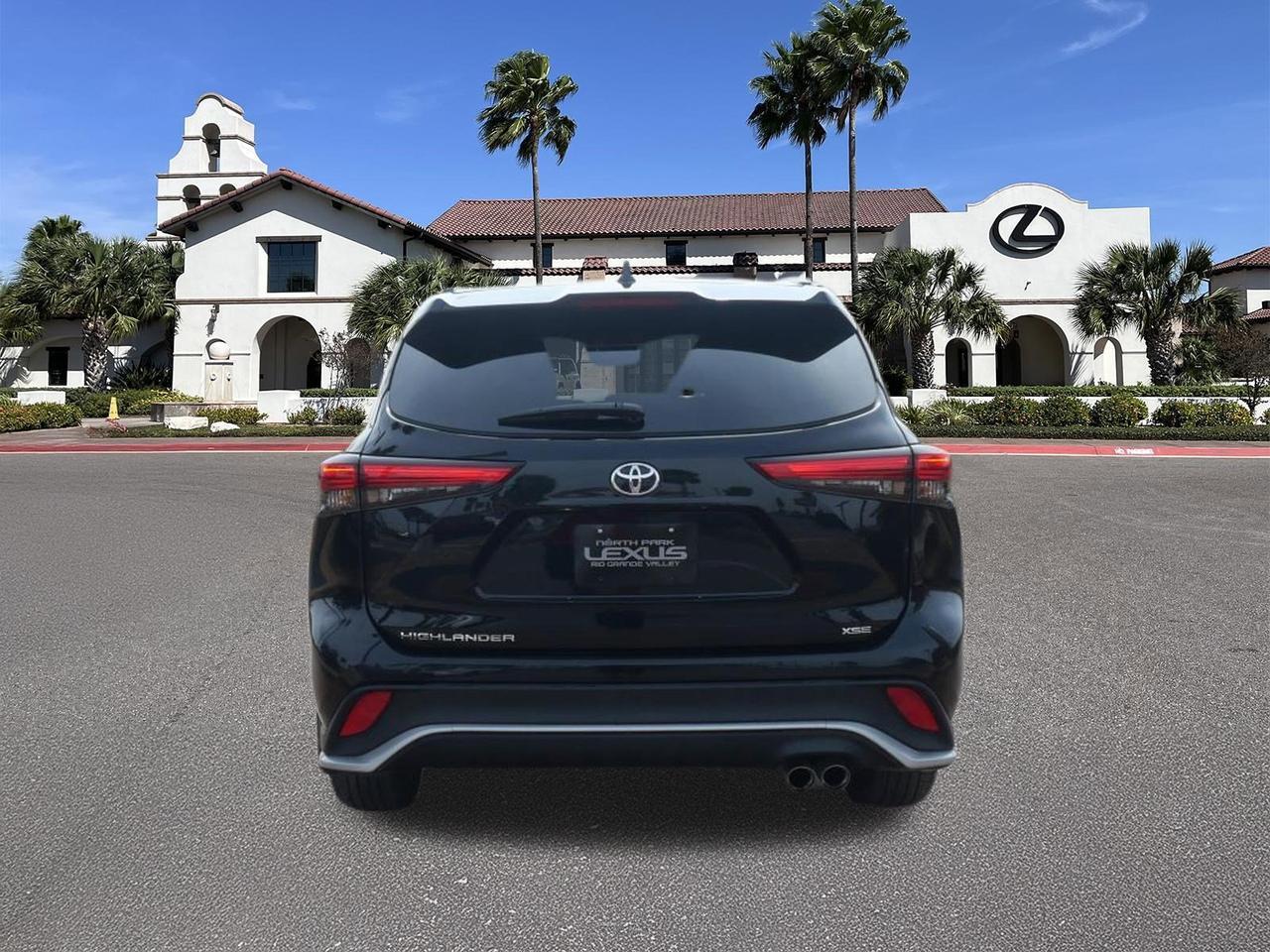 2023 Toyota Highlander XSE