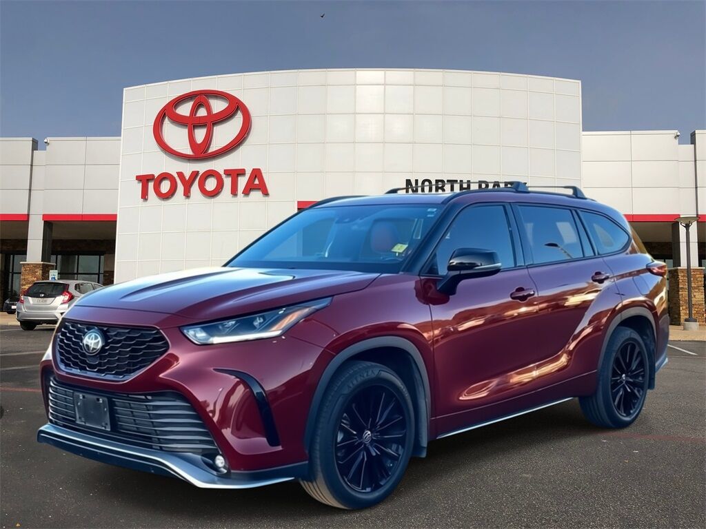 2023 Toyota Highlander XSE