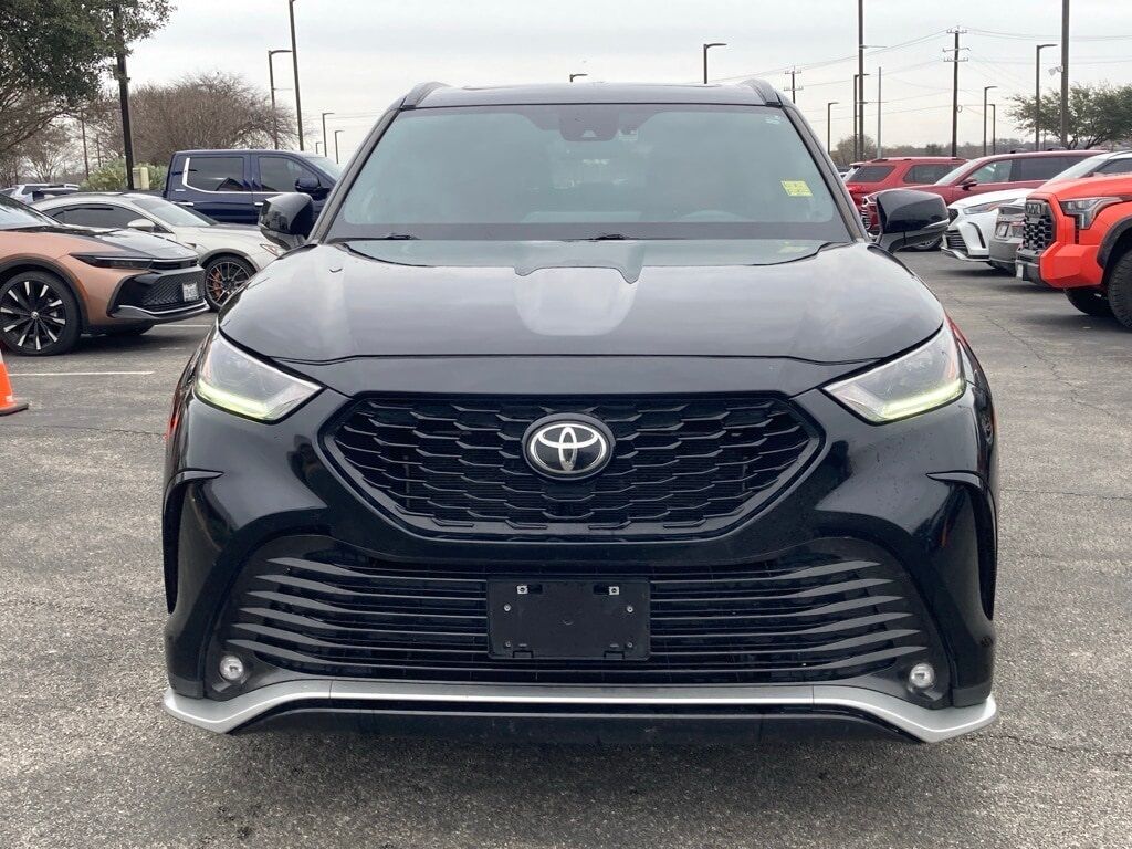 2023 Toyota Highlander XSE