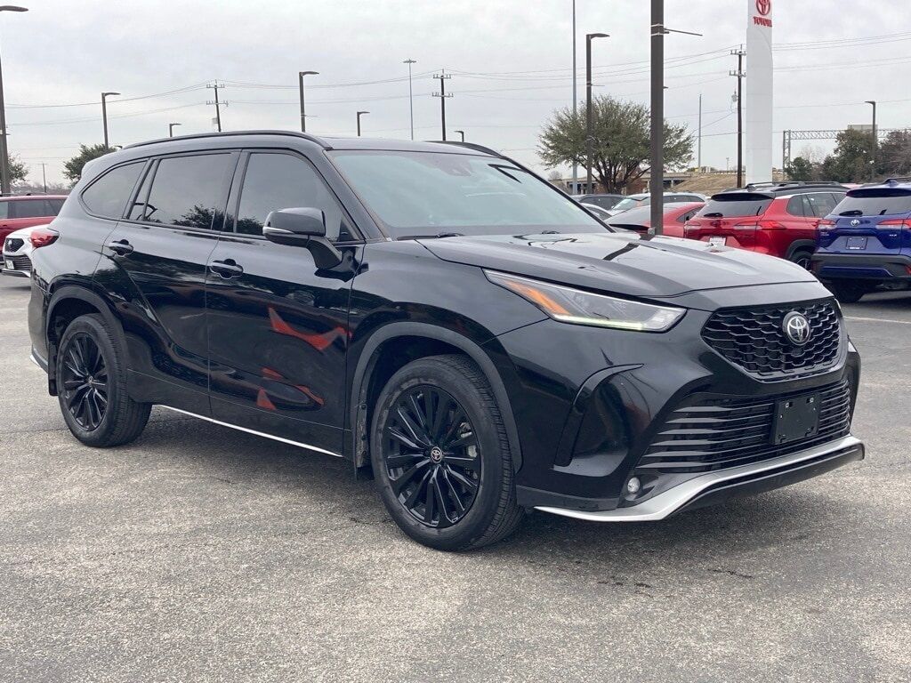 2023 Toyota Highlander XSE