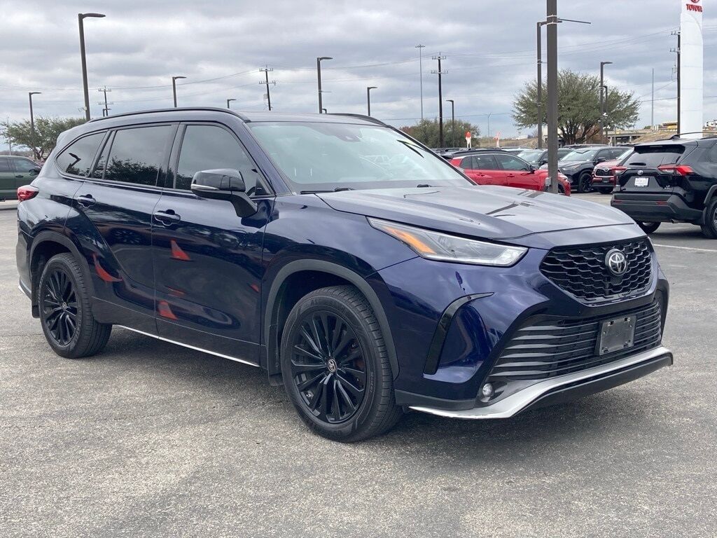 2023 Toyota Highlander XSE