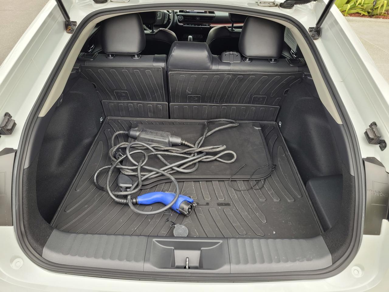 2023 Toyota PRIUS PRIME XSE Vacaville CA