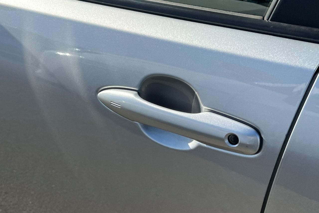 2023 Toyota Prius LE Roseville CA