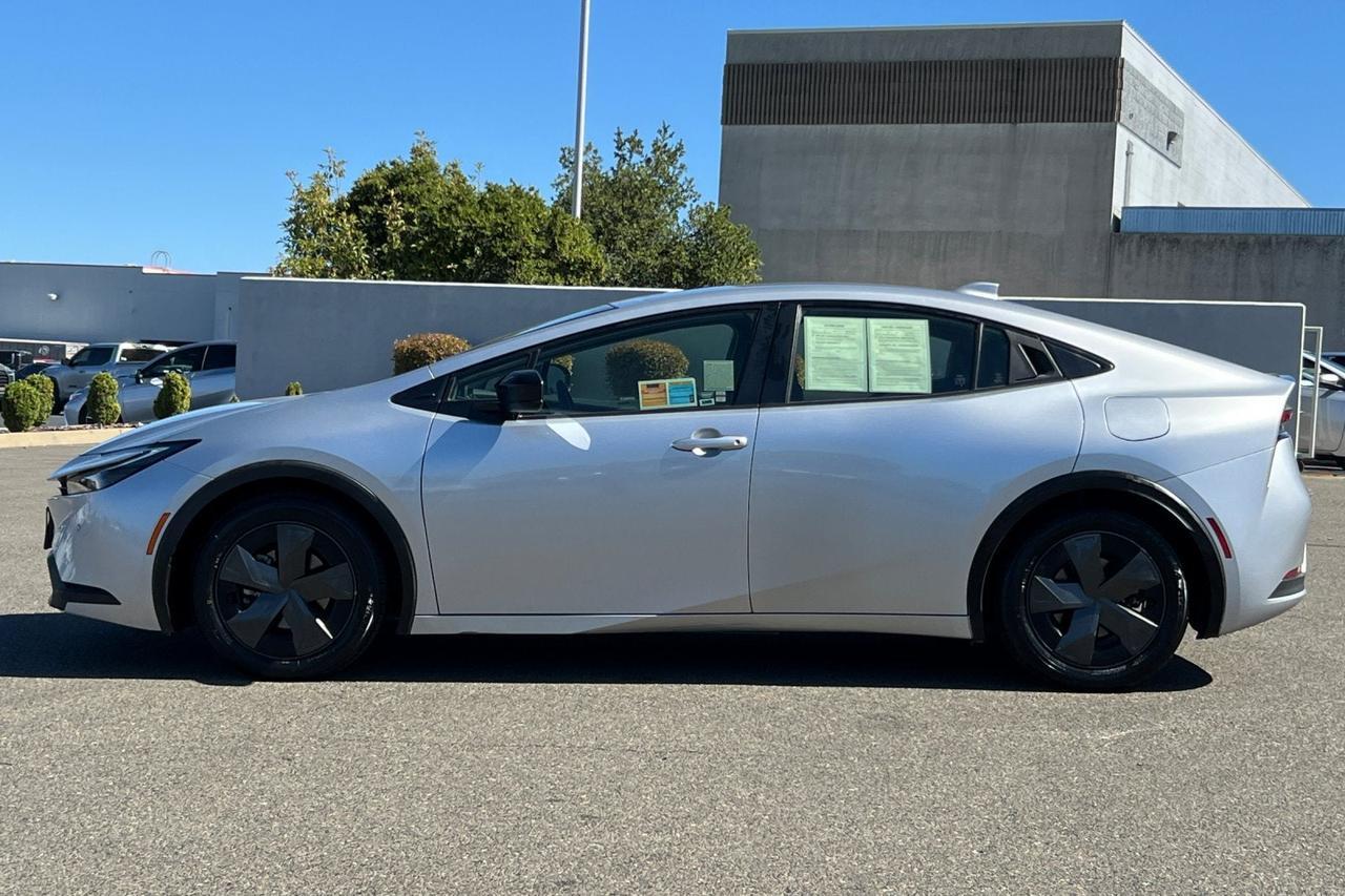 2023 Toyota Prius LE Roseville CA