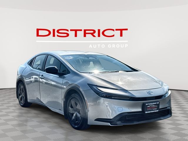 2023 Toyota Prius LE