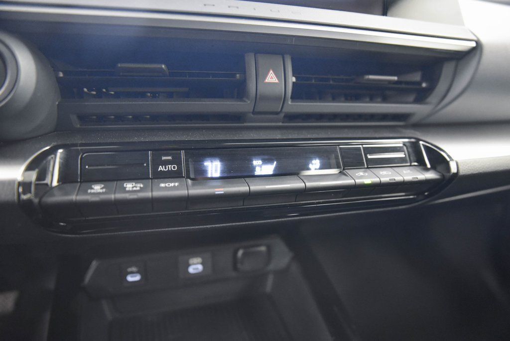 2023 Toyota Prius Limited Akron OH