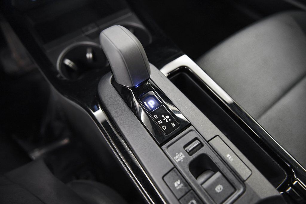 2023 Toyota Prius Limited Akron OH