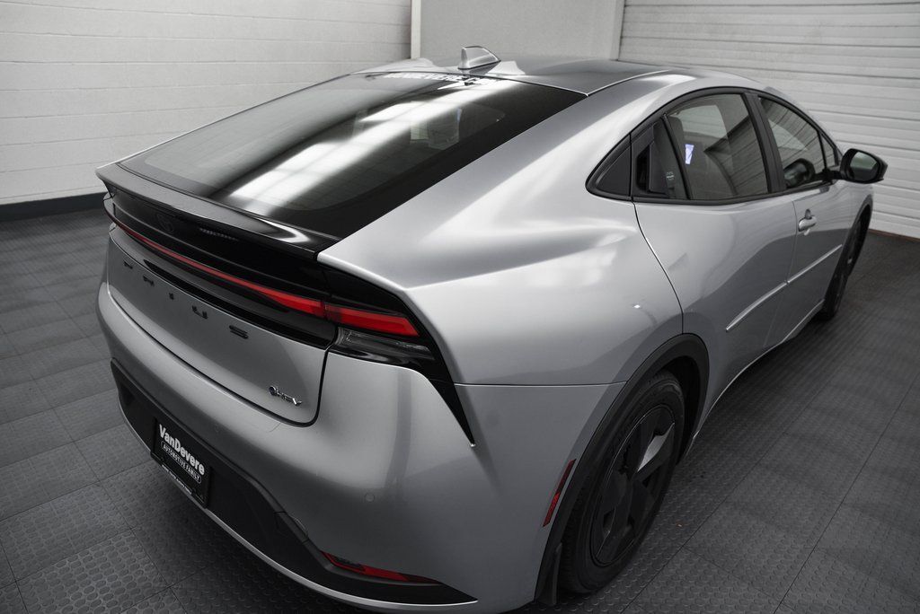 2023 Toyota Prius Limited Akron OH