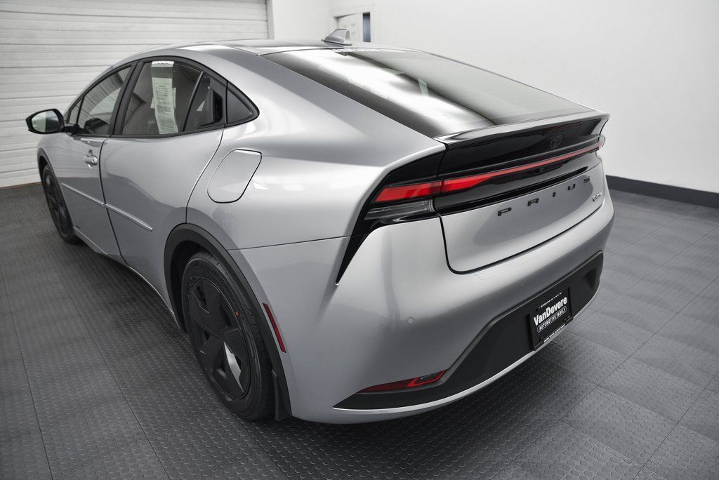 2023 Toyota Prius Limited Akron OH