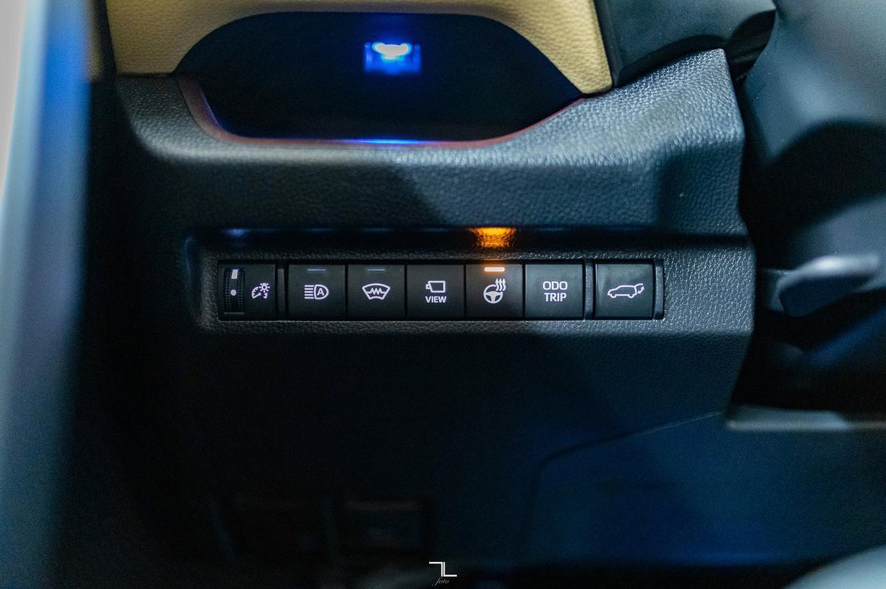 2023 Toyota RAV4 AWD Limited Leather Roof Nav BCam Red Deer AB