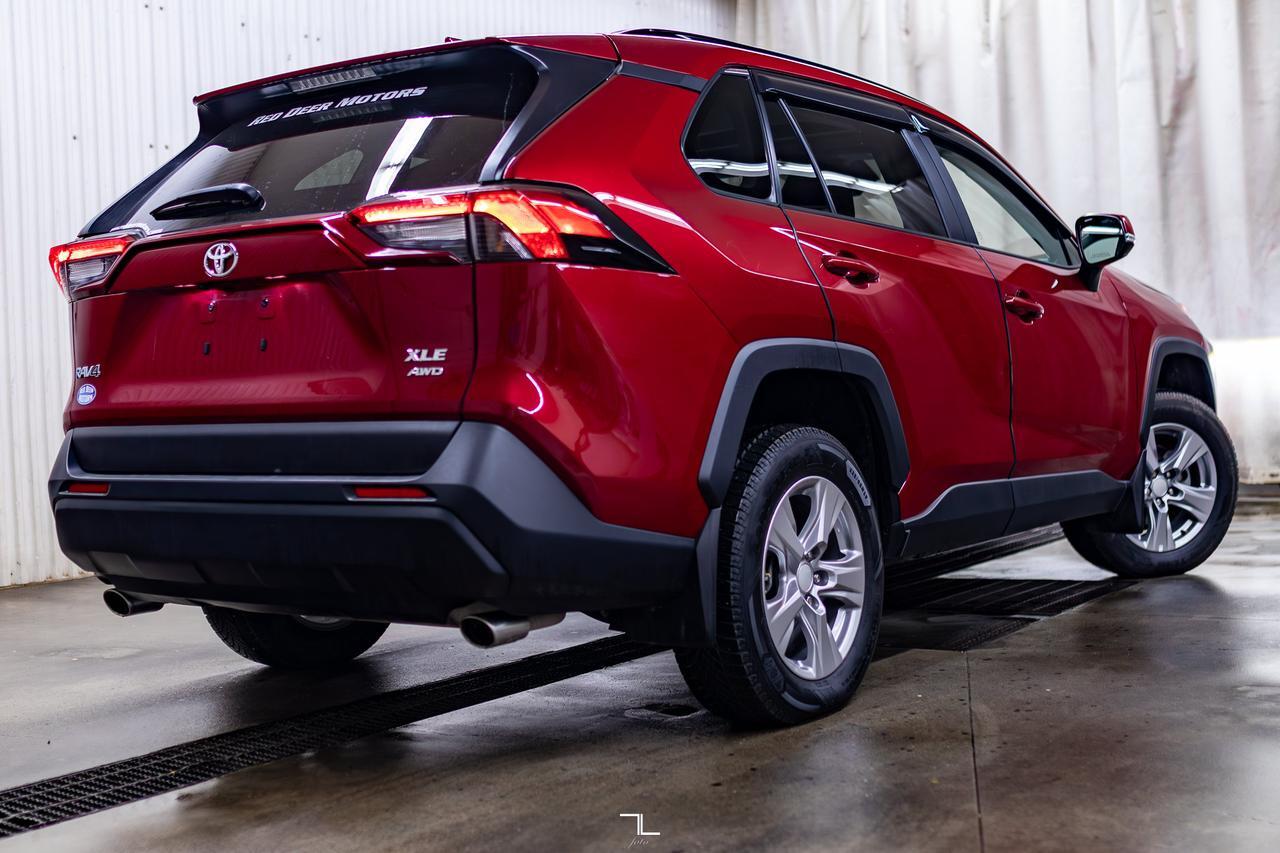 2023 Toyota RAV4 AWD XLE Roof BCam Red Deer AB