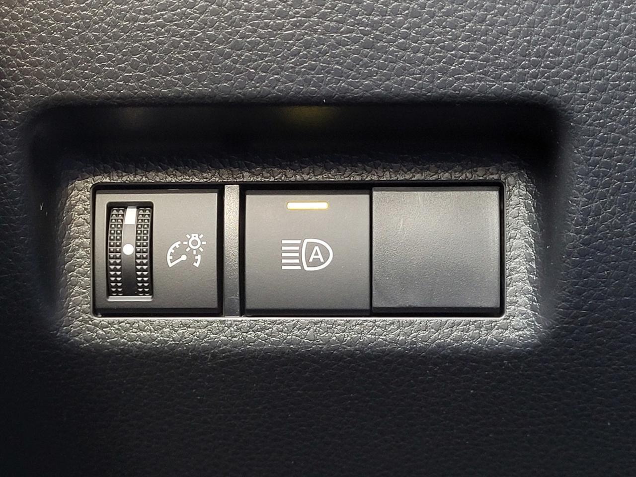 2023 Toyota RAV4 HYBRID LE Vacaville CA