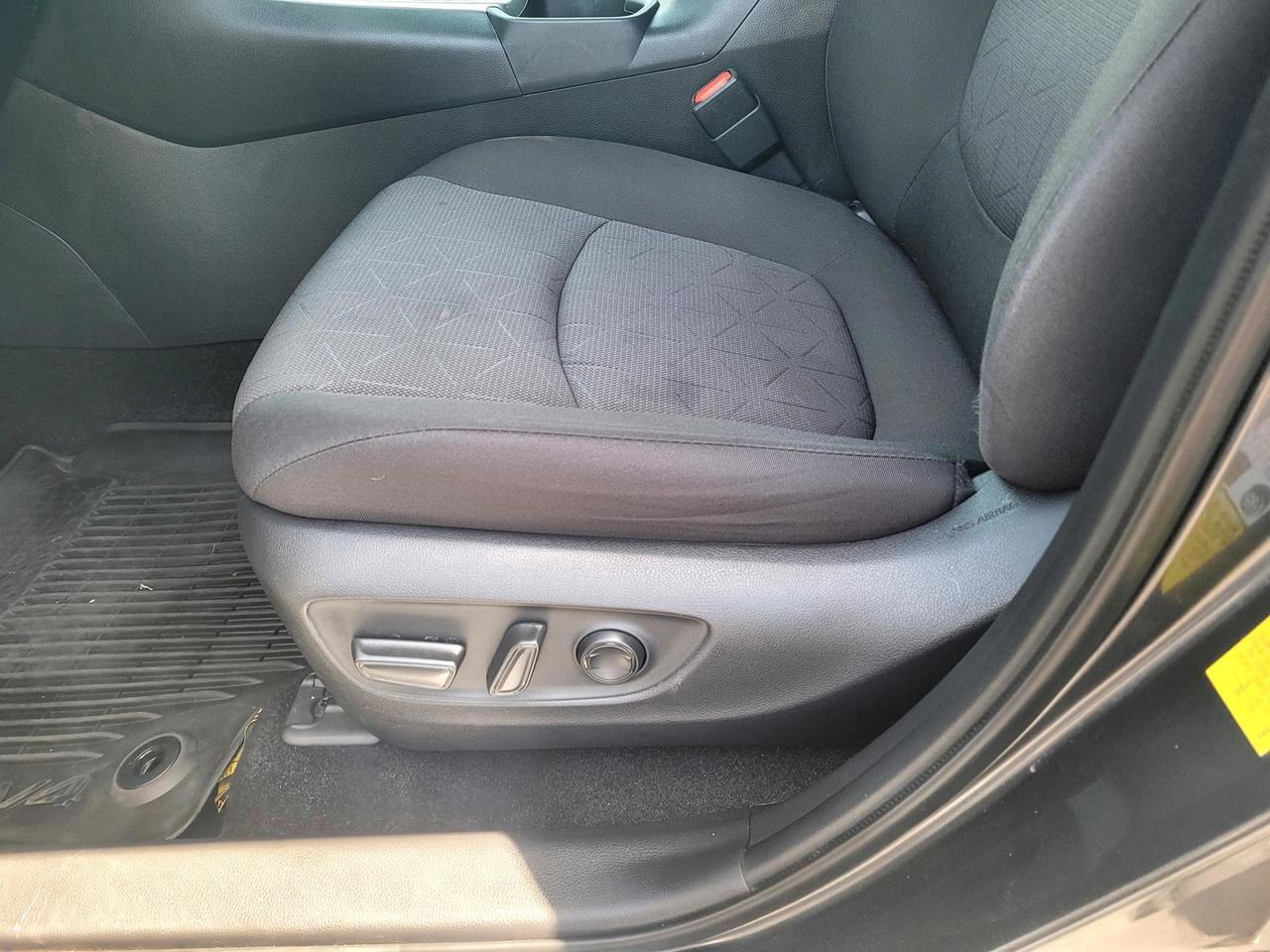 2023 Toyota RAV4 HYBRID XLE AWD Vacaville CA