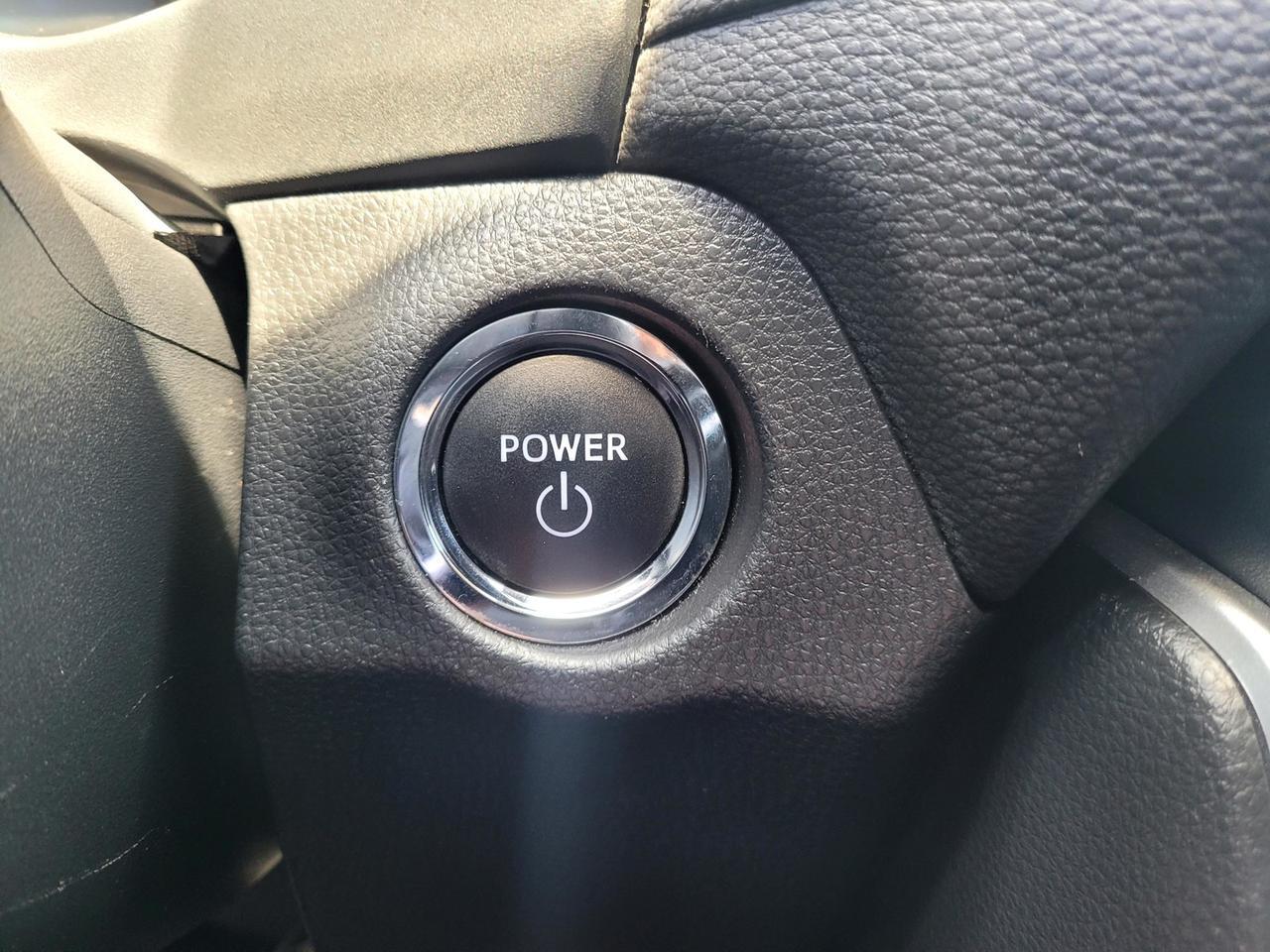 2023 Toyota RAV4 HYBRID XLE AWD Vacaville CA