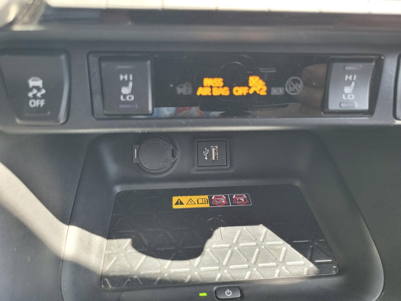 2023 Toyota RAV4 HYBRID XSE Roseville CA