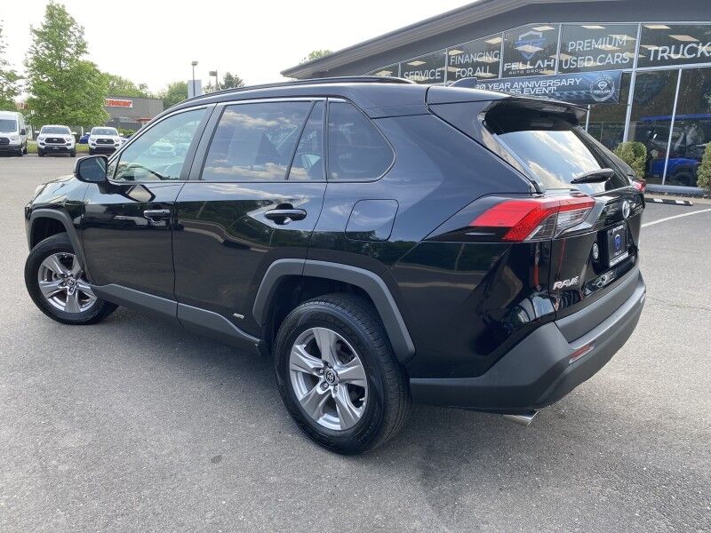 2023 Toyota RAV4 Hybrid LE