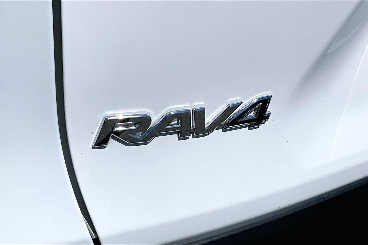 2023 Toyota RAV4 Hybrid LE Folsom CA