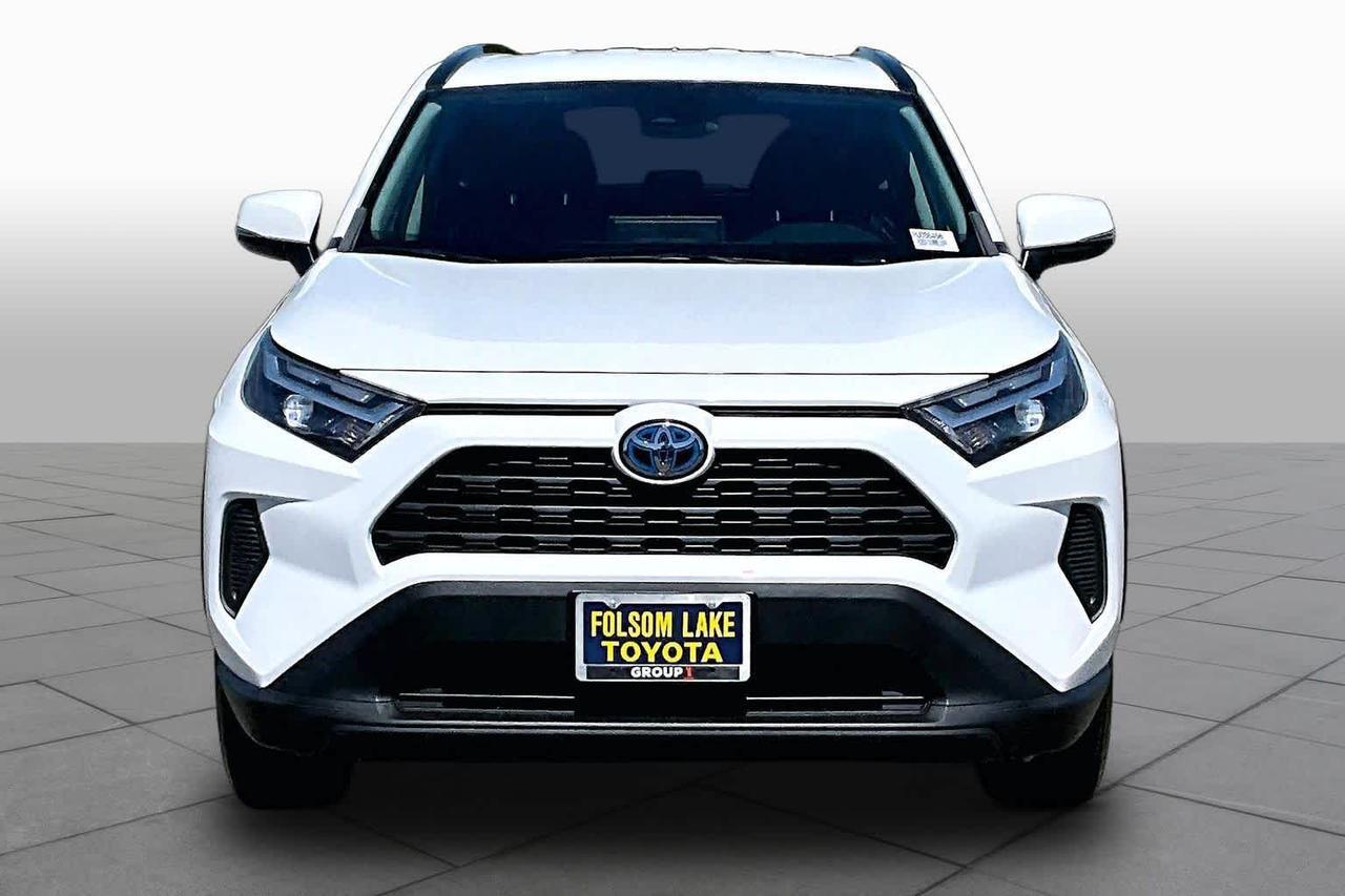 2023 Toyota RAV4 Hybrid LE