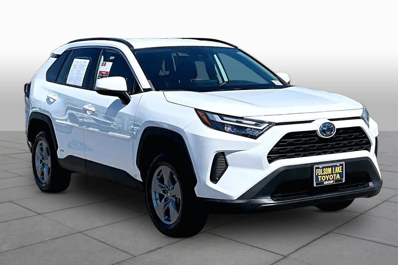 2023 Toyota RAV4 Hybrid LE