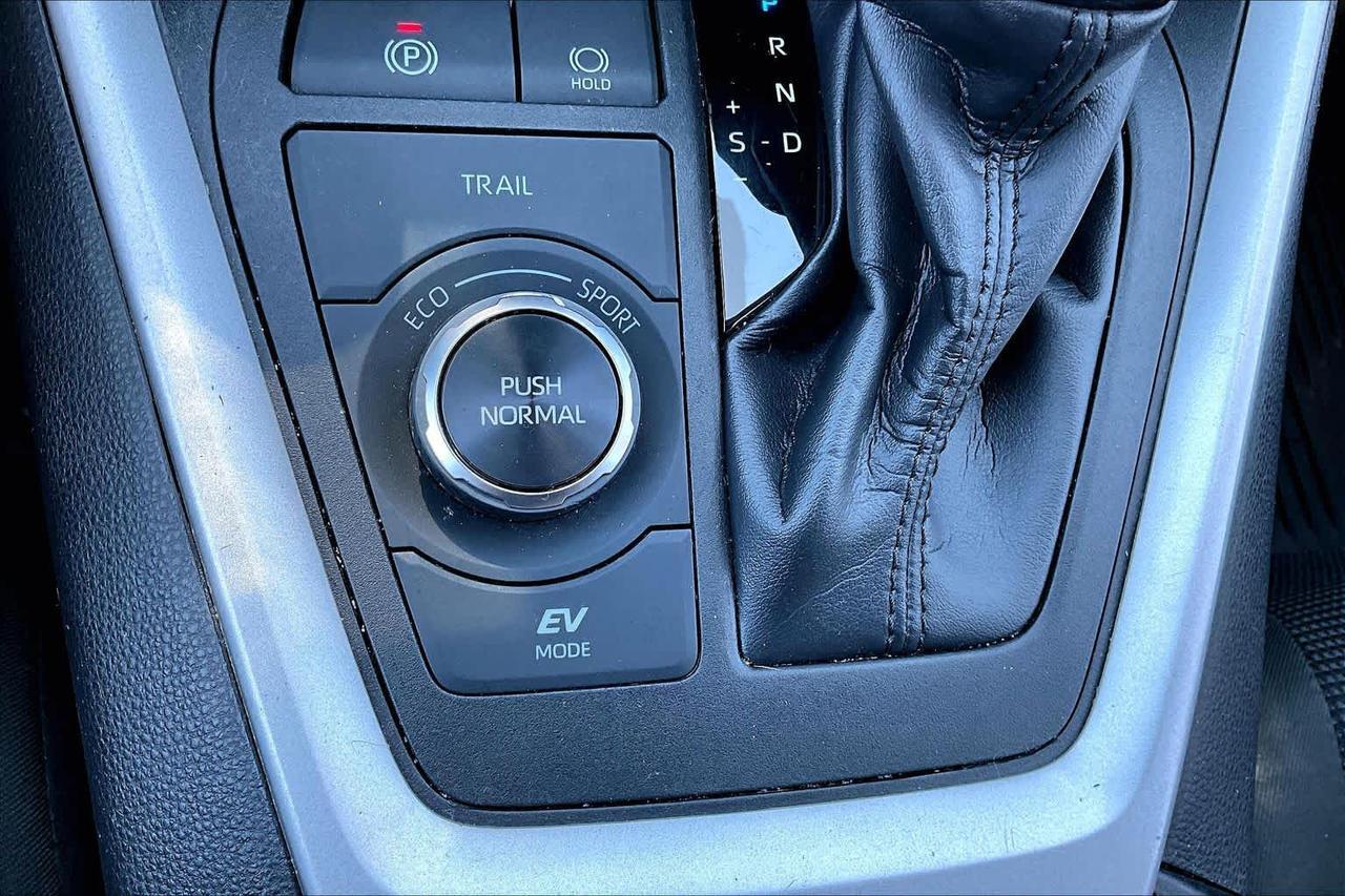 2023 Toyota RAV4 Hybrid LE Folsom CA