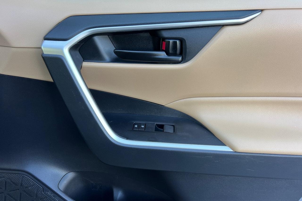 2023 Toyota RAV4 Hybrid LE Roseville CA