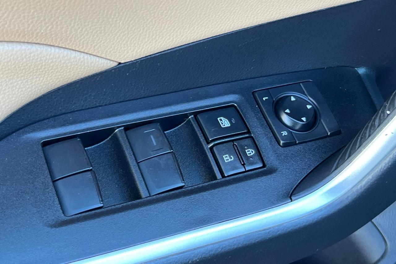 2023 Toyota RAV4 Hybrid LE Roseville CA