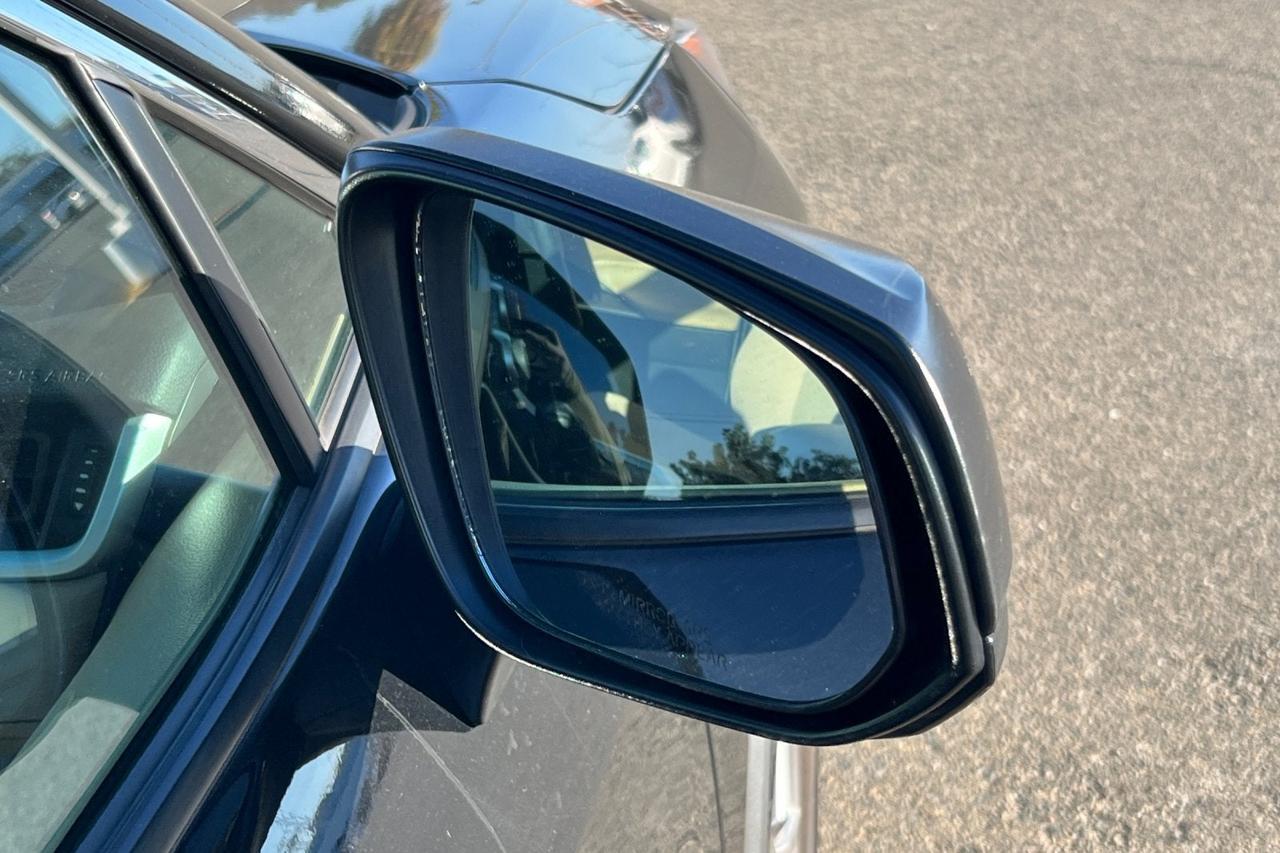 2023 Toyota RAV4 Hybrid LE Roseville CA