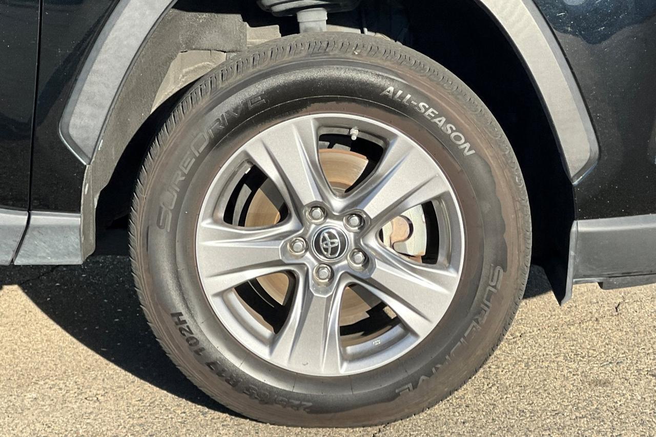 2023 Toyota RAV4 Hybrid LE Roseville CA