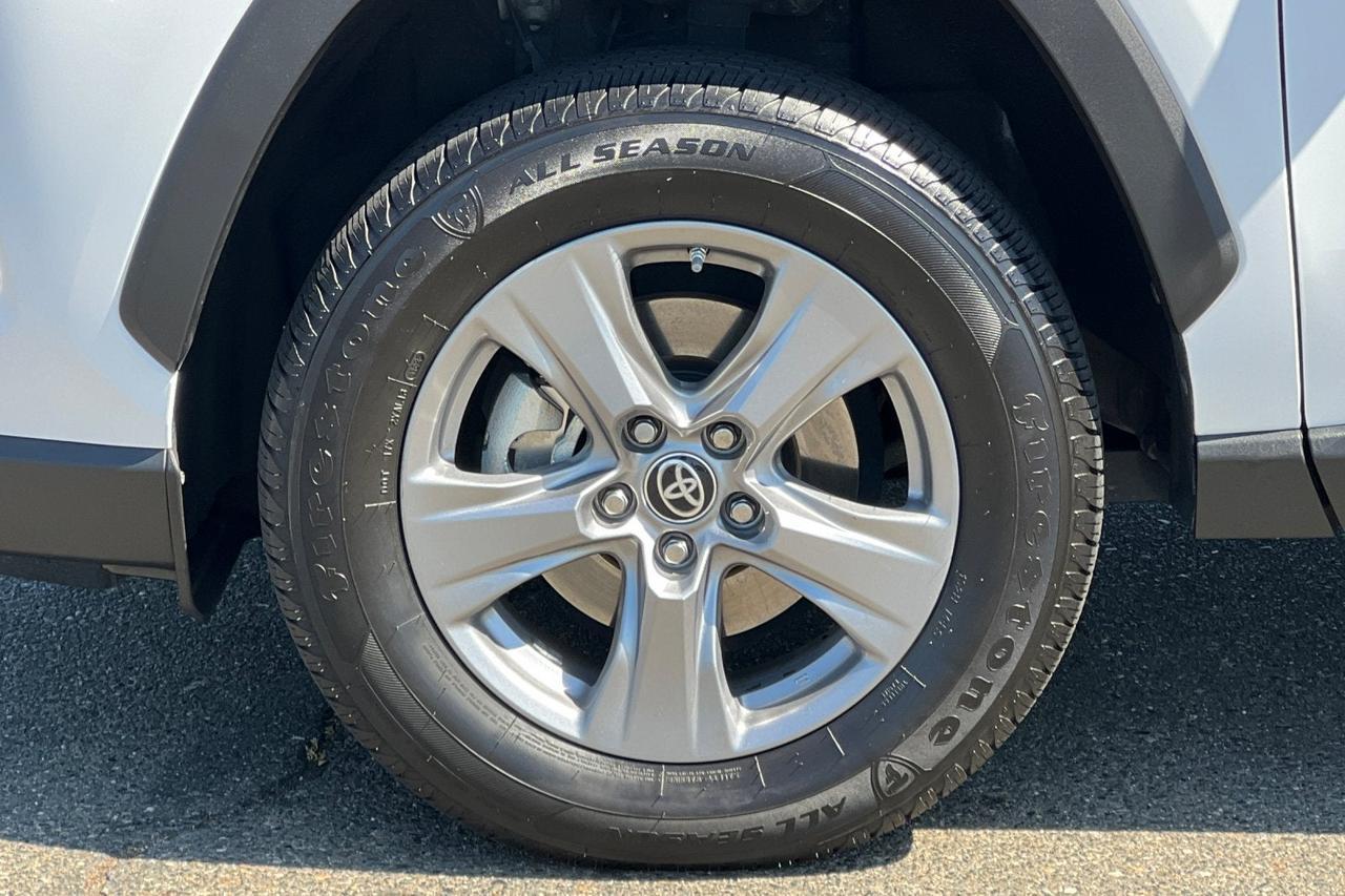 2023 Toyota RAV4 Hybrid LE Roseville CA