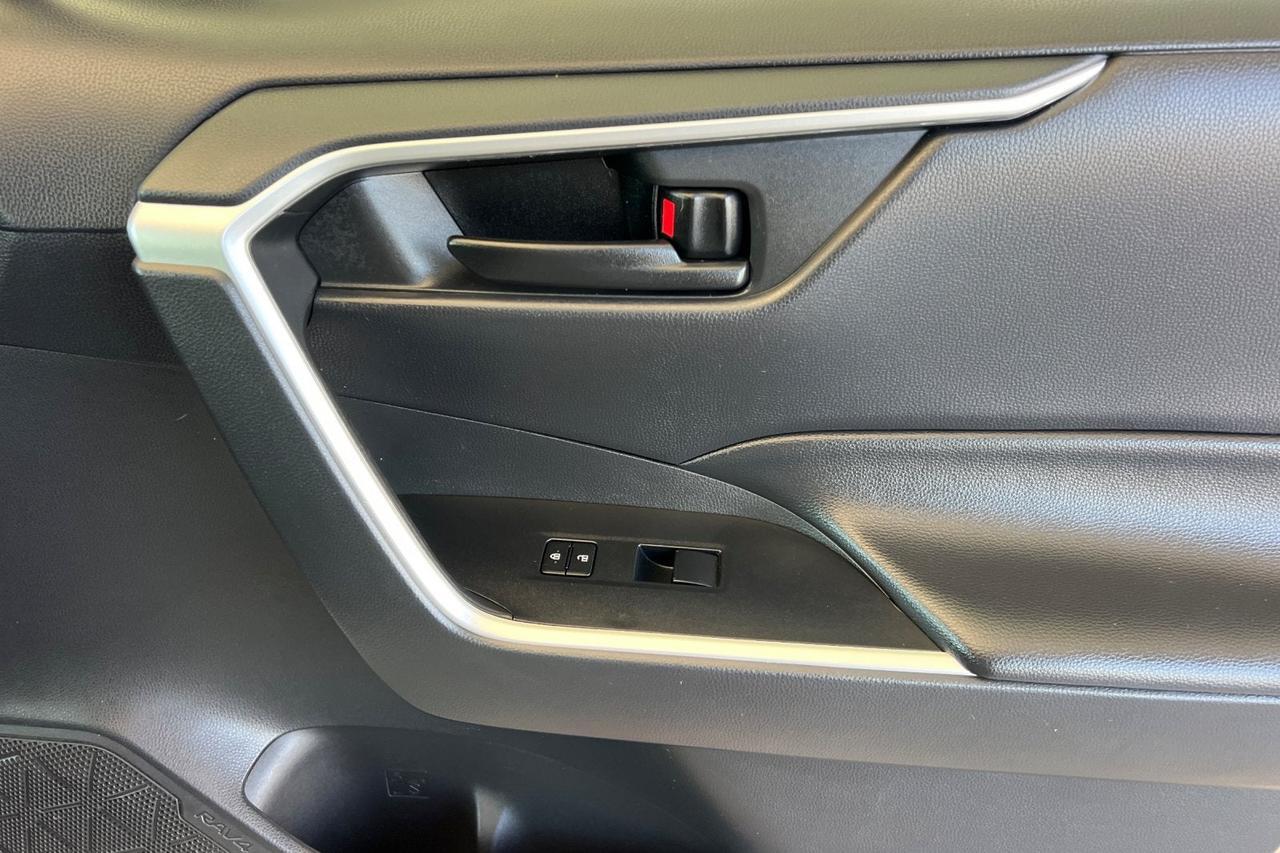 2023 Toyota RAV4 Hybrid LE Roseville CA