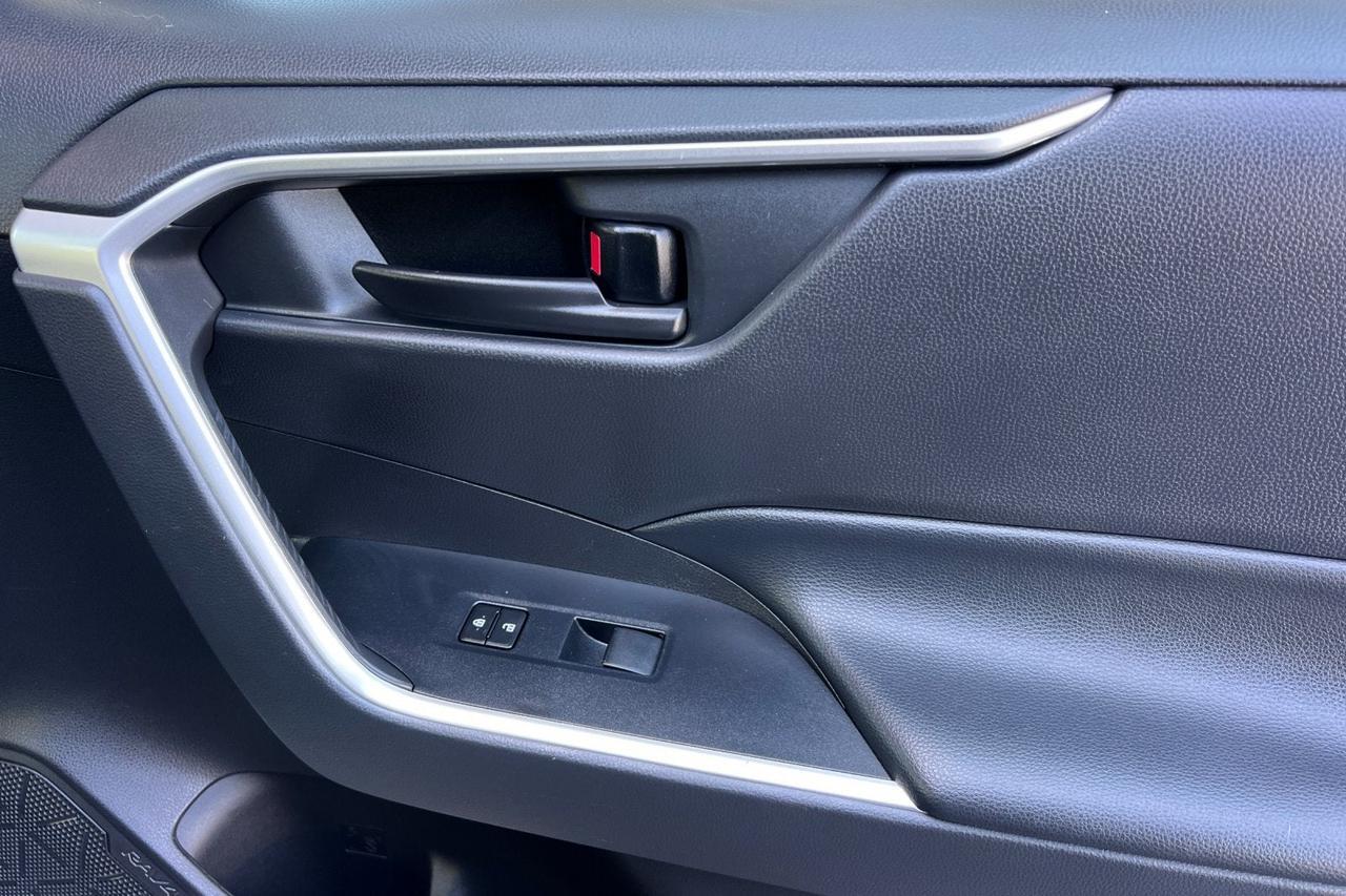 2023 Toyota RAV4 Hybrid LE Roseville CA