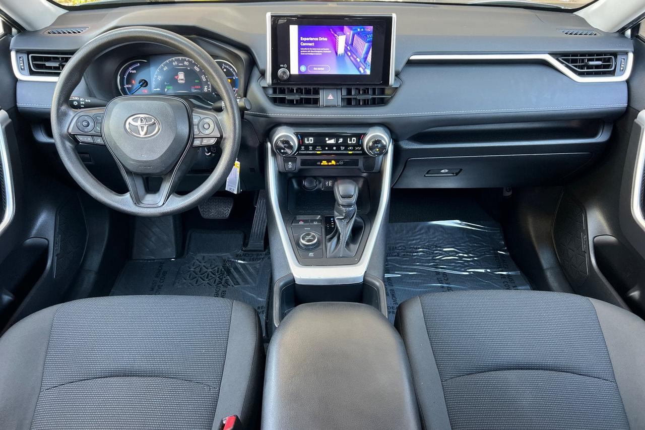 2023 Toyota RAV4 Hybrid LE