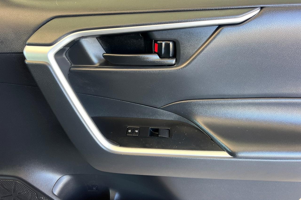 2023 Toyota RAV4 Hybrid LE Roseville CA