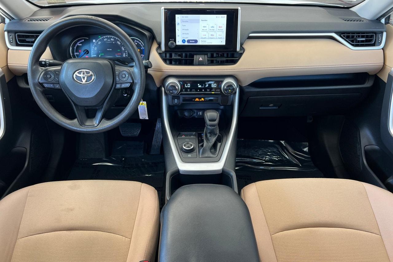 2023 Toyota RAV4 Hybrid LE
