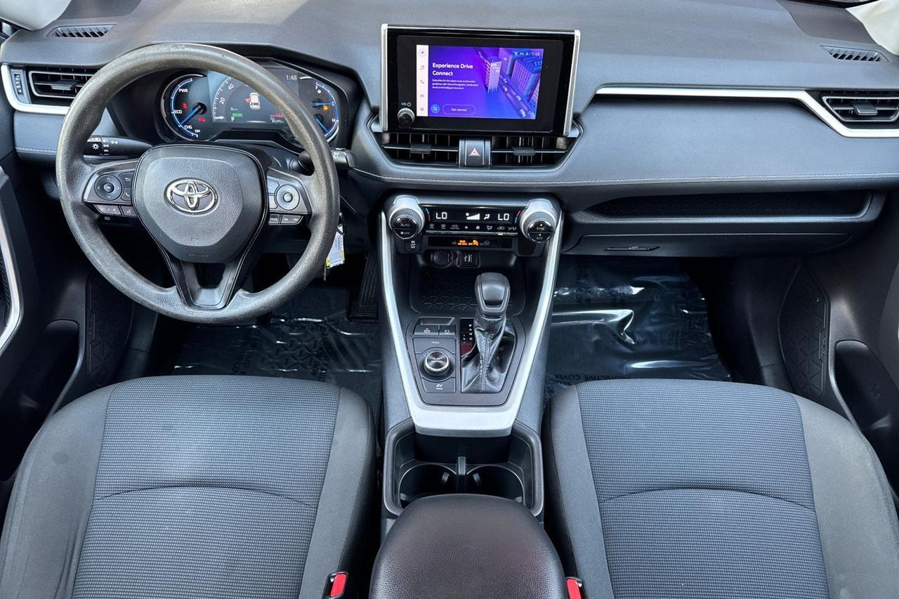 2023 Toyota RAV4 Hybrid LE