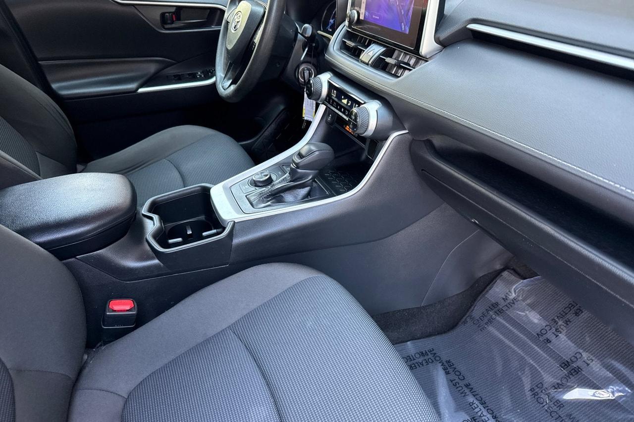 2023 Toyota RAV4 Hybrid LE Roseville CA