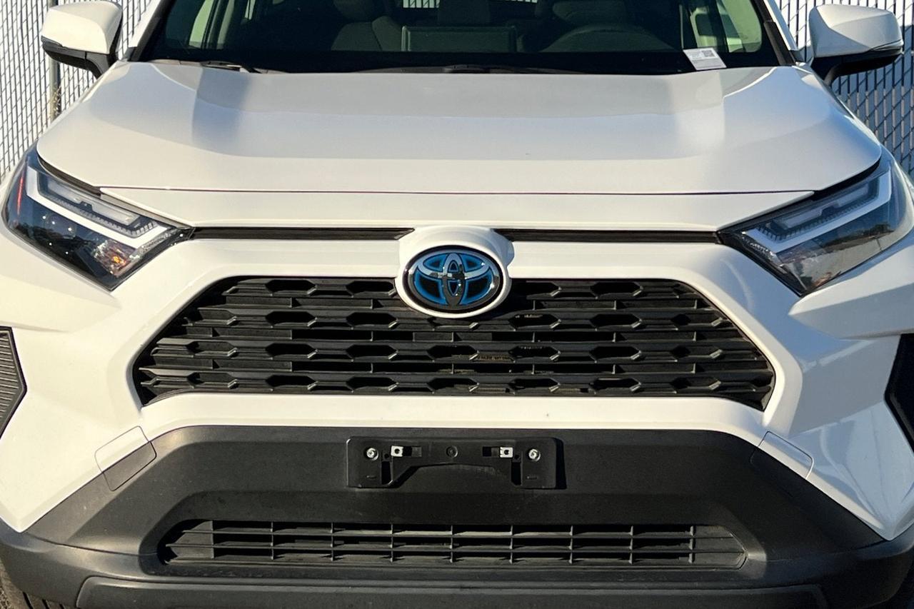2023 Toyota RAV4 Hybrid LE Roseville CA
