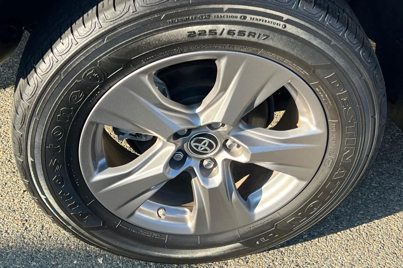 2023 Toyota RAV4 Hybrid LE Roseville CA