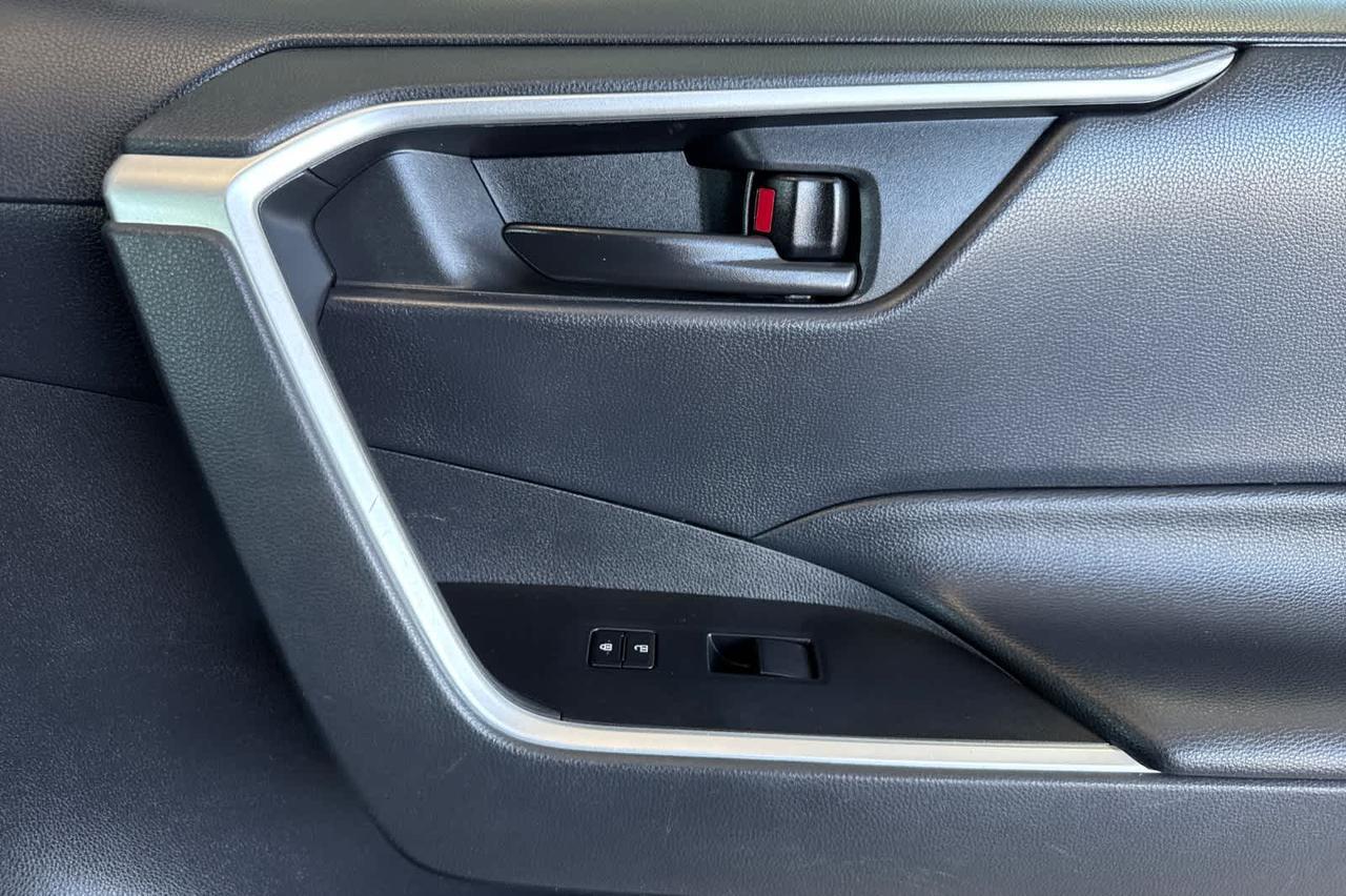 2023 Toyota RAV4 Hybrid LE Roseville CA