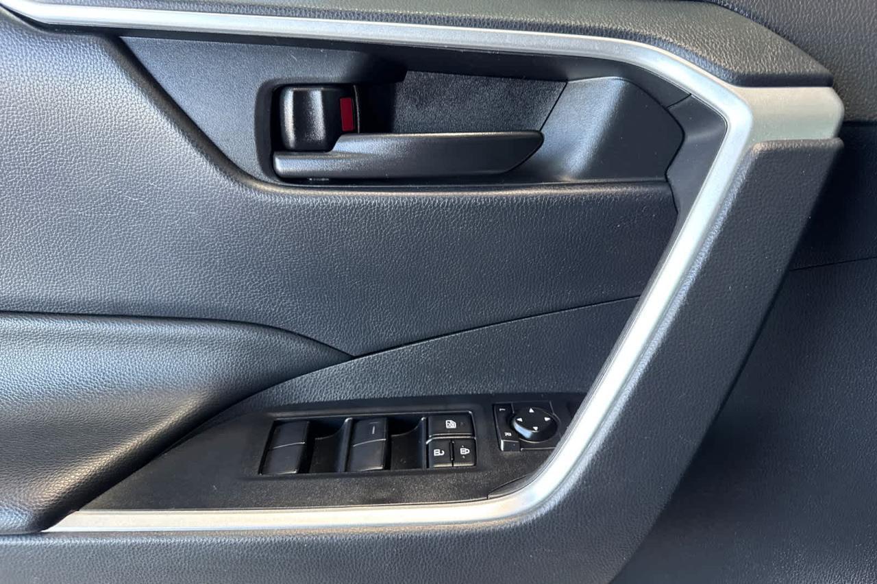 2023 Toyota RAV4 Hybrid LE Roseville CA