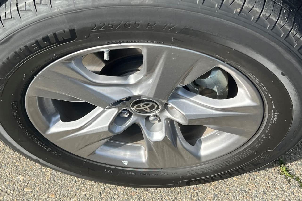 2023 Toyota RAV4 Hybrid LE Roseville CA