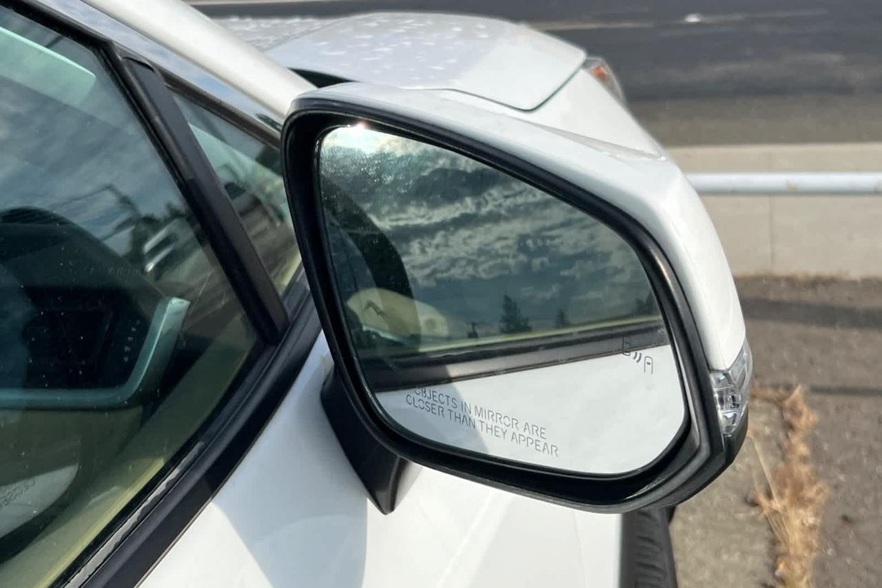 2023 Toyota RAV4 Hybrid LE Roseville CA