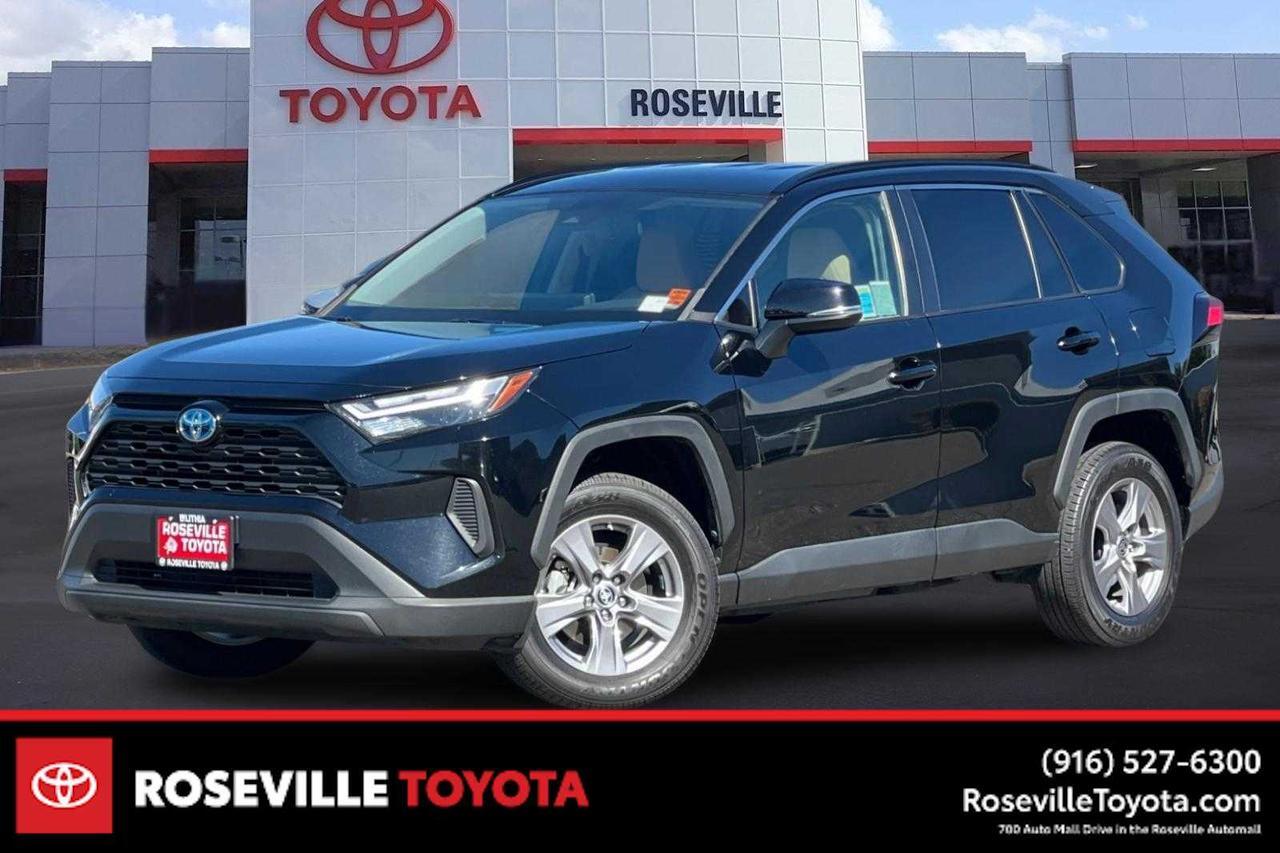 2023 Toyota RAV4 Hybrid LE