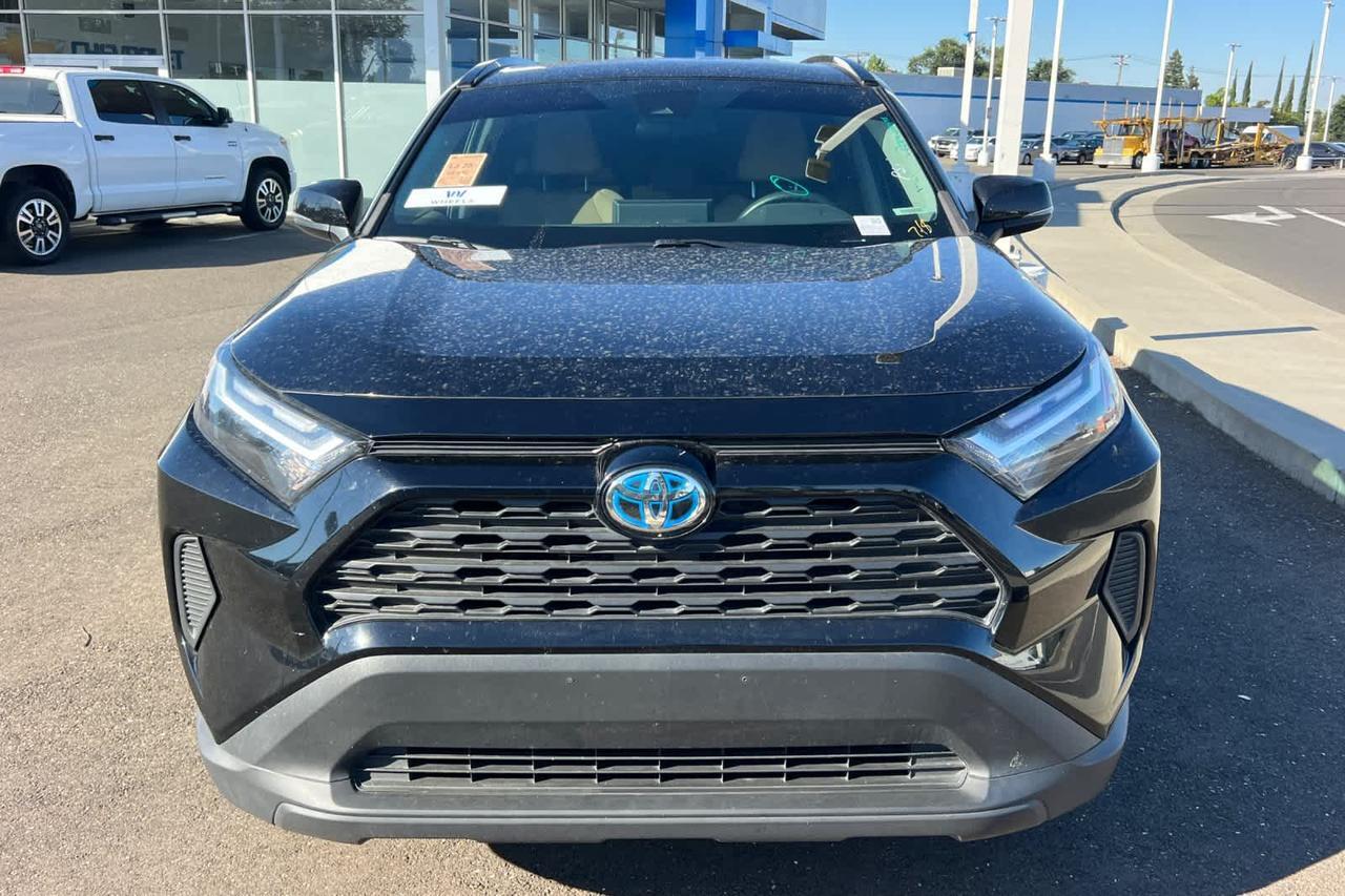 2023 Toyota RAV4 Hybrid LE