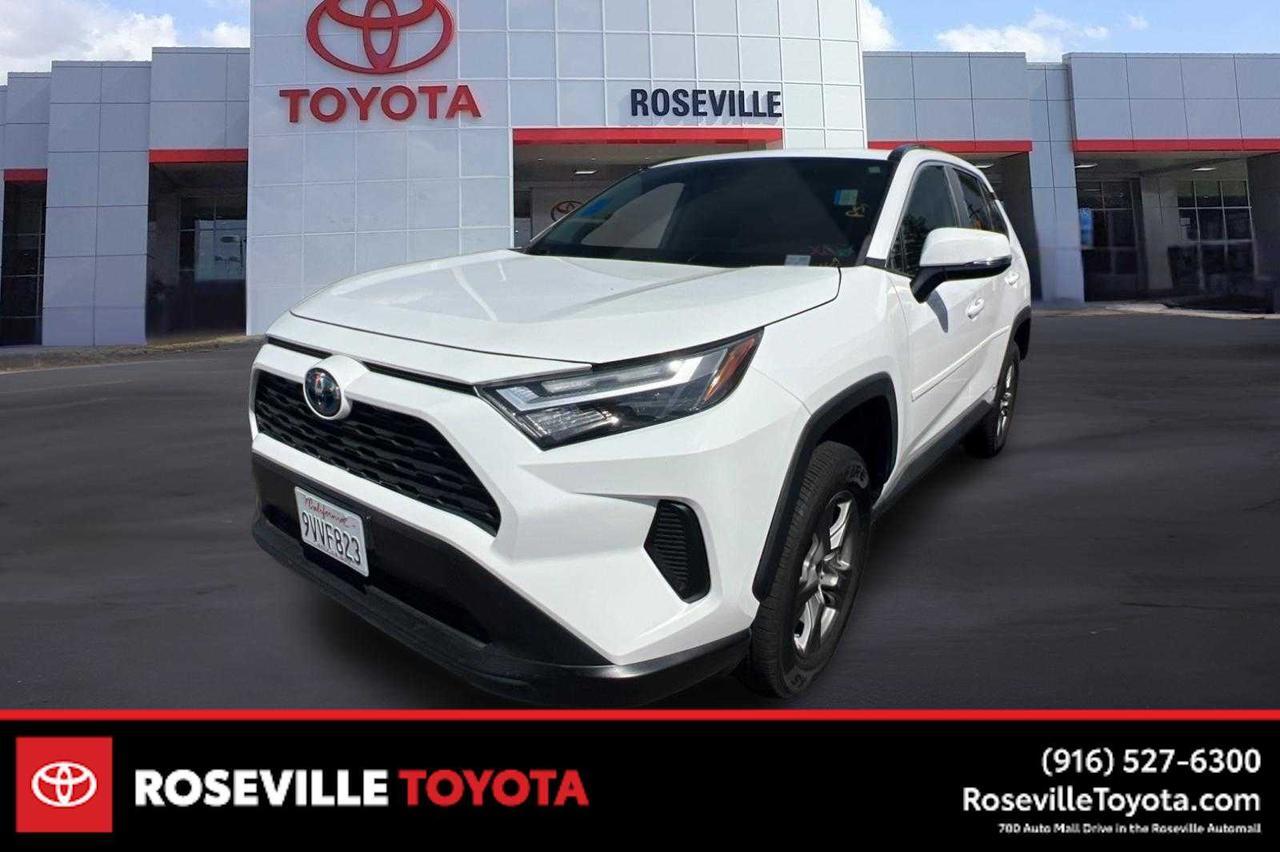 2023 Toyota RAV4 Hybrid LE