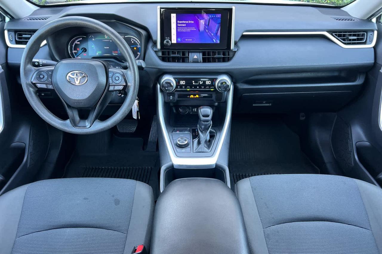 2023 Toyota RAV4 Hybrid LE