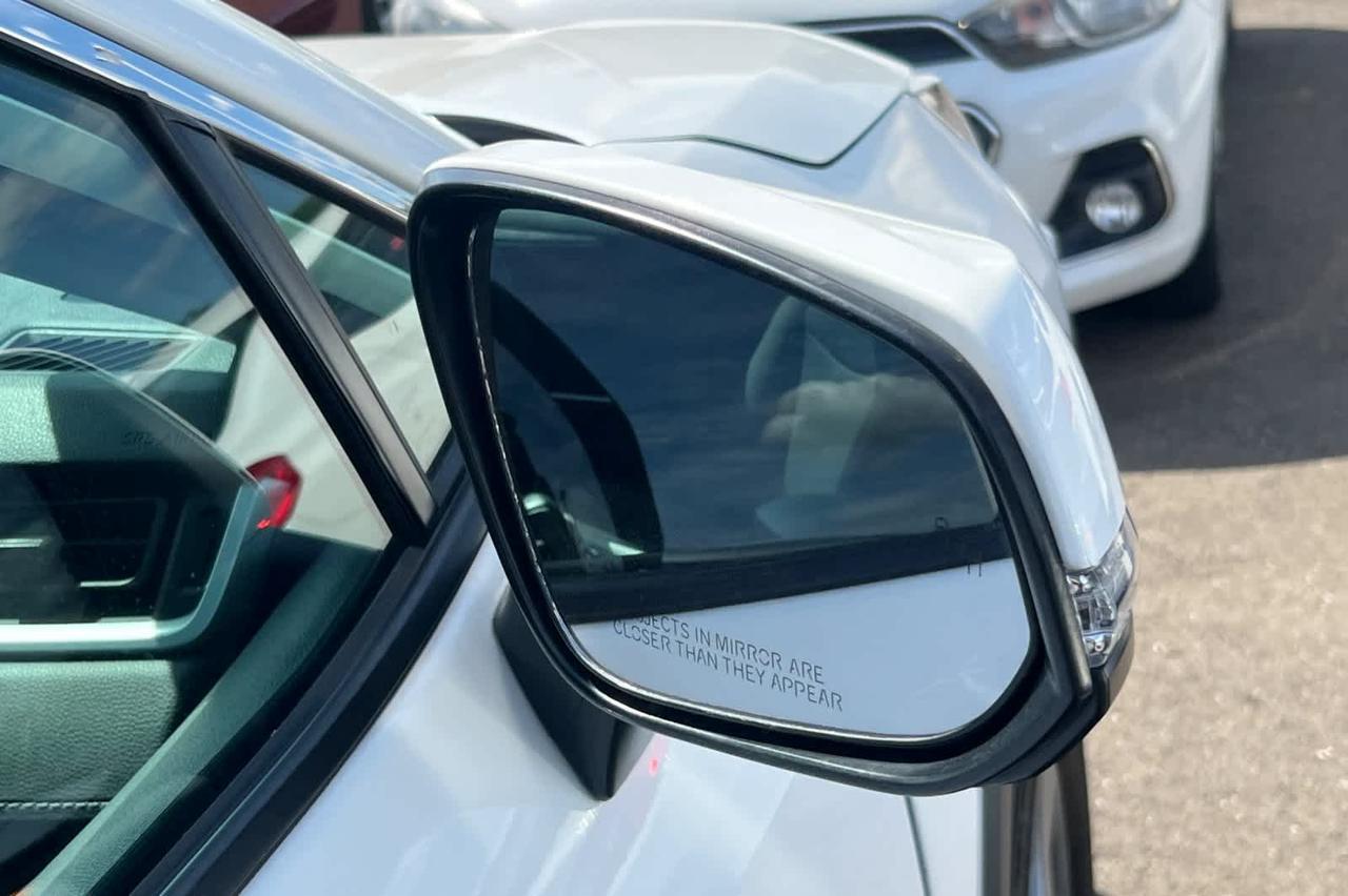 2023 Toyota RAV4 Hybrid LE Roseville CA