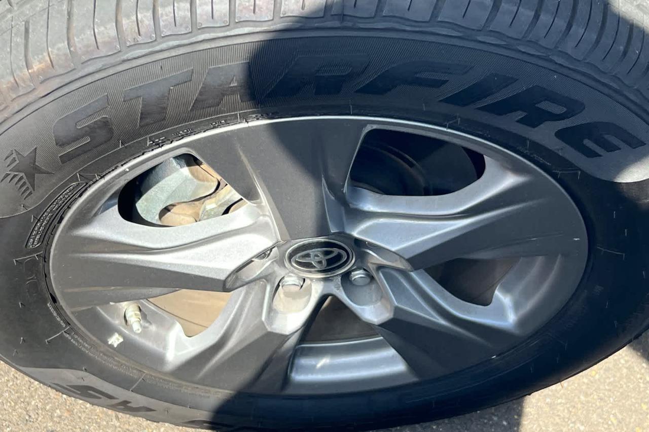 2023 Toyota RAV4 Hybrid LE Roseville CA