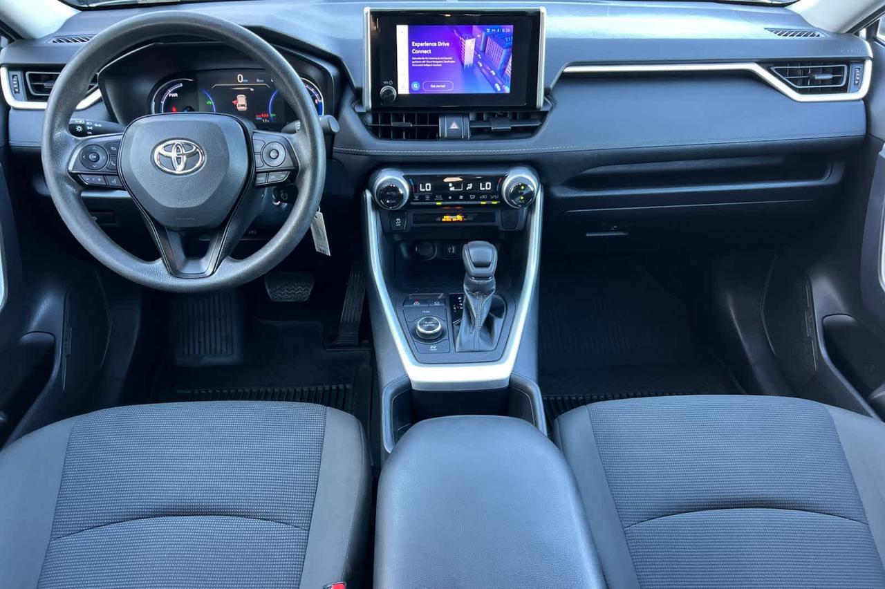 2023 Toyota RAV4 Hybrid LE